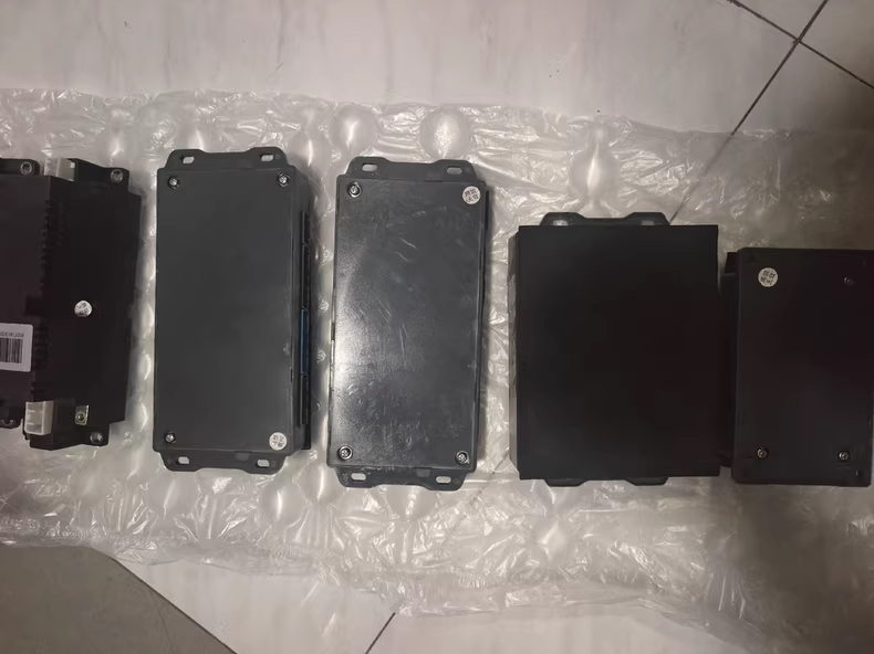 北汽昌河ev5电池主板，bms，从板，电压采集板，