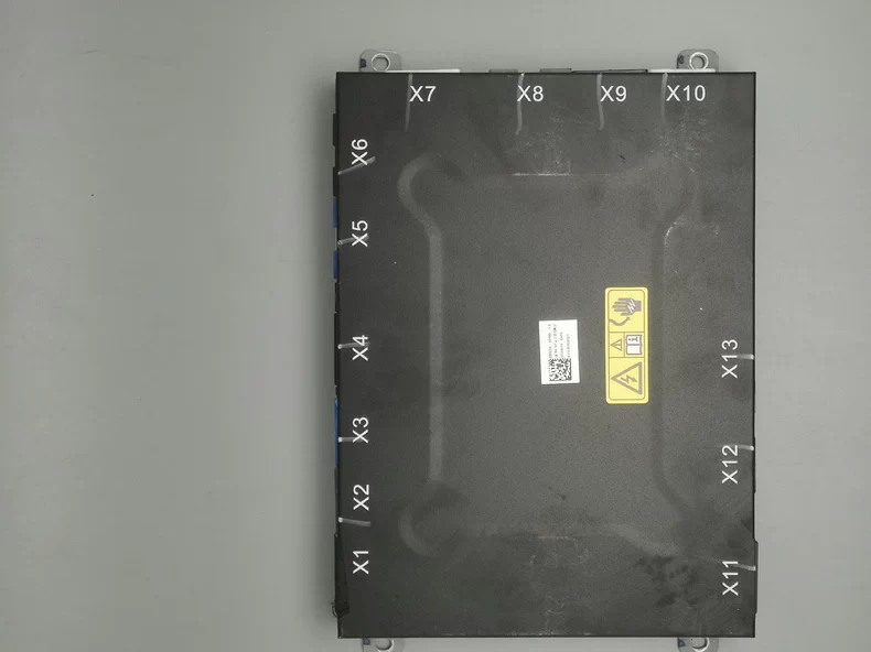 吉利几何A电池包，宁德时代电池管理系统BMS。 新能源