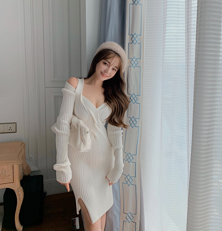 Real price super slim temperament with long sleeve knitted bottomed dress