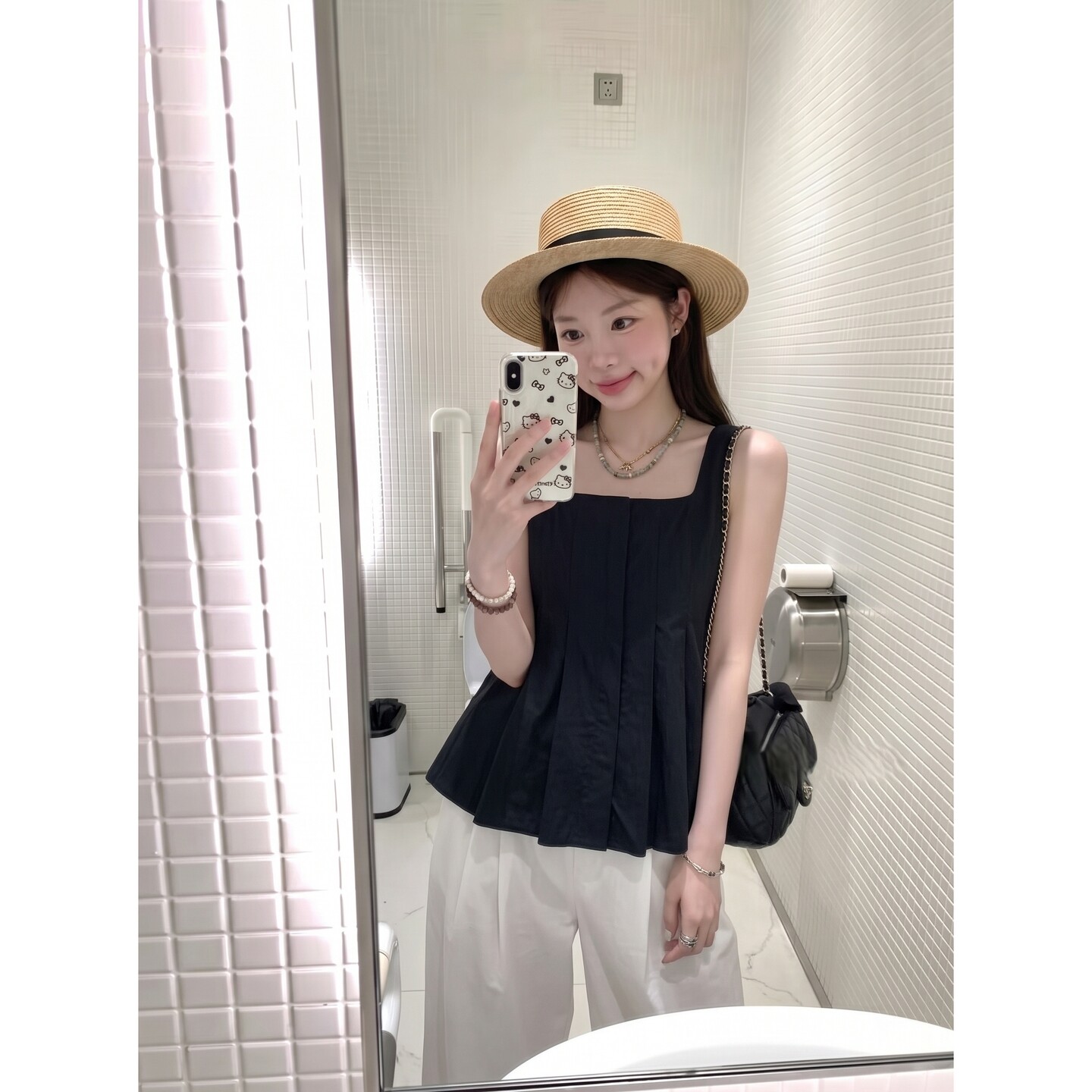 黑色方领压褶无袖百搭通勤上衣