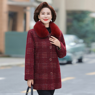 妈妈冬装加绒加厚水貂绒毛呢外套