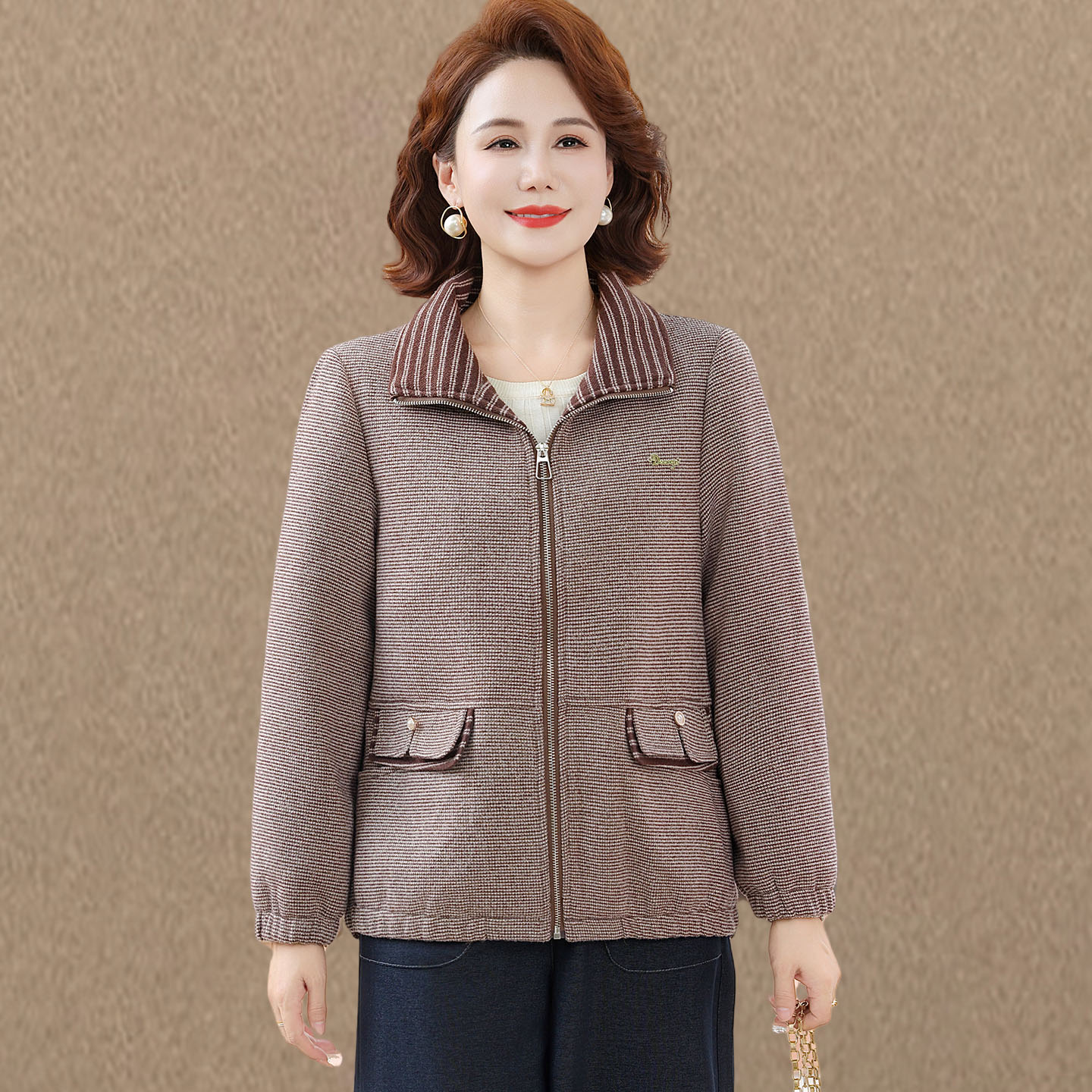 小个子妈妈秋装短外套女2025新款洋气中老年春秋款遮肚子夹克上衣
