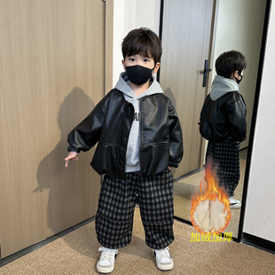 帅气儿童男孩宝宝加厚皮衣三件套 2025新款 男童加绒卫衣秋冬装 套装