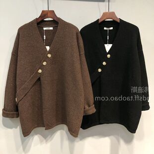 秋冬装胖妹妹300斤特大码V领宽松显瘦中长款加厚百搭针织毛衣女潮
