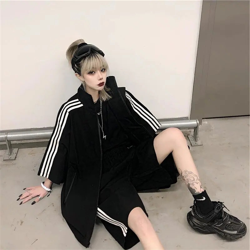 여성을위한 뚱뚱한 MM 반팔 스포츠 캐주얼 정장 특대 2-300 파운드 느슨한 넓은 다리 반바지 투피스 세트 트렌드