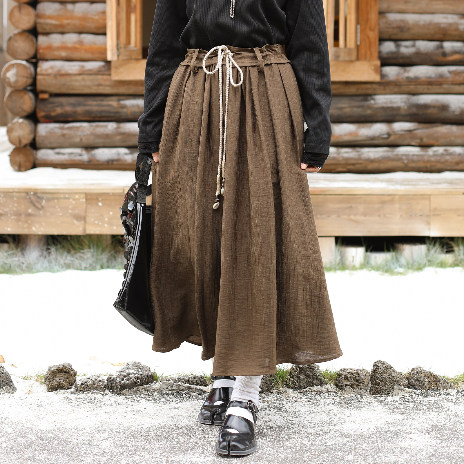 系腰带半裙2025秋冬新款微皱肌理