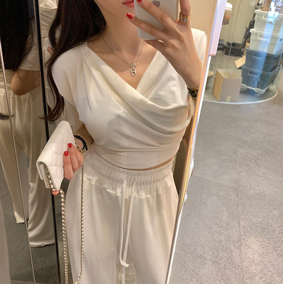 韩国东大门新款 纯色褶皱V领短款T恤+松紧高腰休闲裤套装  两件套