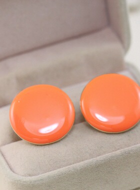 饰品时尚风夸张耳环