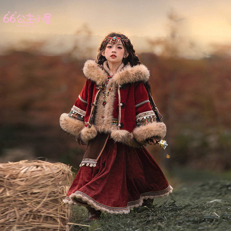 66公主民族风套装上衣裙子外套