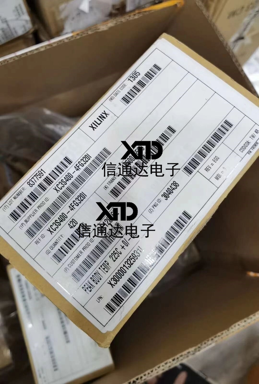 销售并回收XC3S400-4FG320I 封装BGA456 嵌入式芯片原厂原装器件