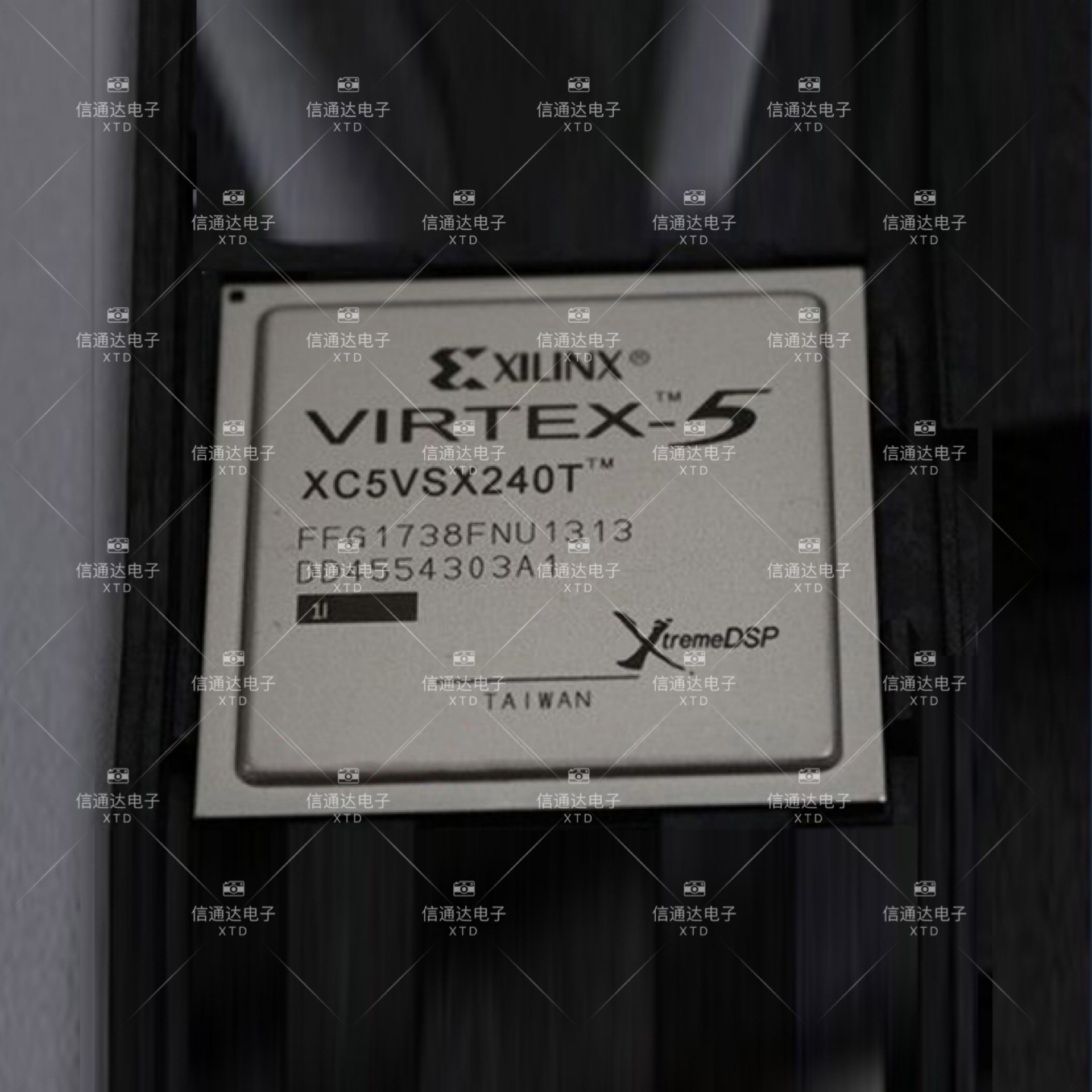 XC5VSX240T-1FFG1738I 嵌入式芯片 原厂 一站式配套