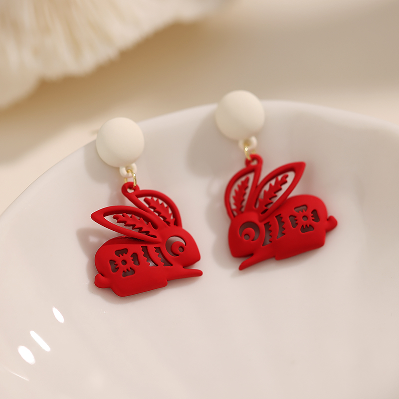 中国风剪纸画红色小兔子耳环新年耳钉2022年新款潮气质高级感耳饰