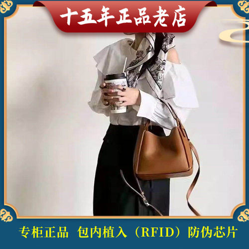 迪桑娜Dissona 秋款菜篮子hobo水桶 女包 8233015401/8233015402