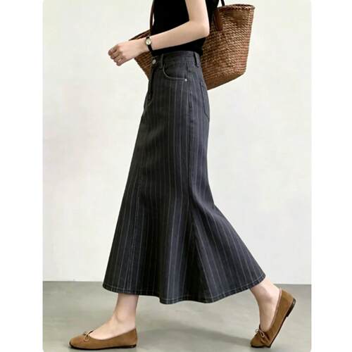 深灰色条纹通勤风A字半身裙女款秋季新品高腰中长款显瘦百搭裙子