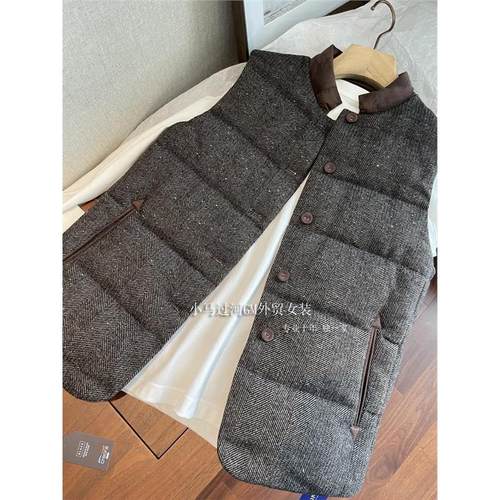 顶奢，稳稳的原厂水准！！复古老钱风~人字纹细闪羊毛鹅绒马甲女