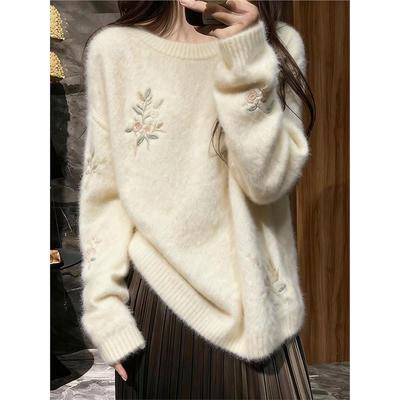 挚爱推荐！慵懒高级感刺绣针织毛衣女2025冬季新款可外穿内搭上衣
