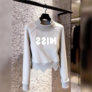 新款 气质灰色厚棉T短款 2026春季 显瘦减龄女装 小众高级 温柔风修身