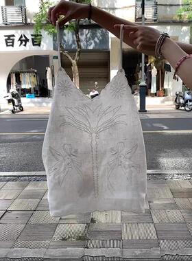 夏日漂亮小上衣女2026新款法式复古洋气减龄别致白色苎麻吊带背心