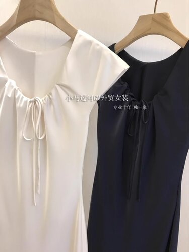 正点的TH是巨赞的！经典B入，极简法式气质缎面系带飞袖连衣裙女