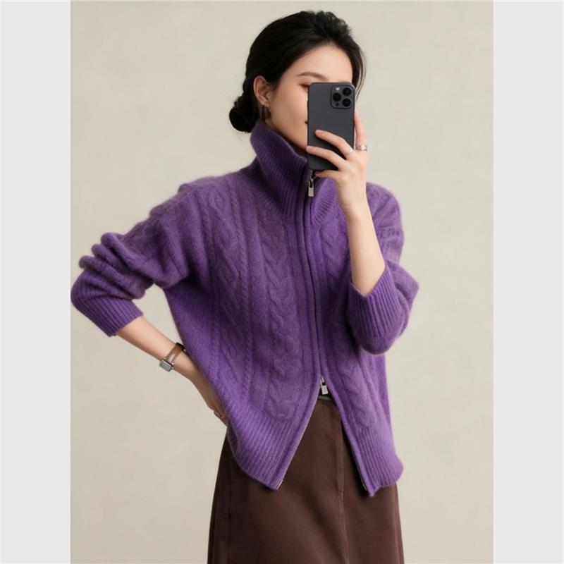 轻奢复古紫色麻花毛衣外套双拉链高领针织开衫2025新款冬季小香风