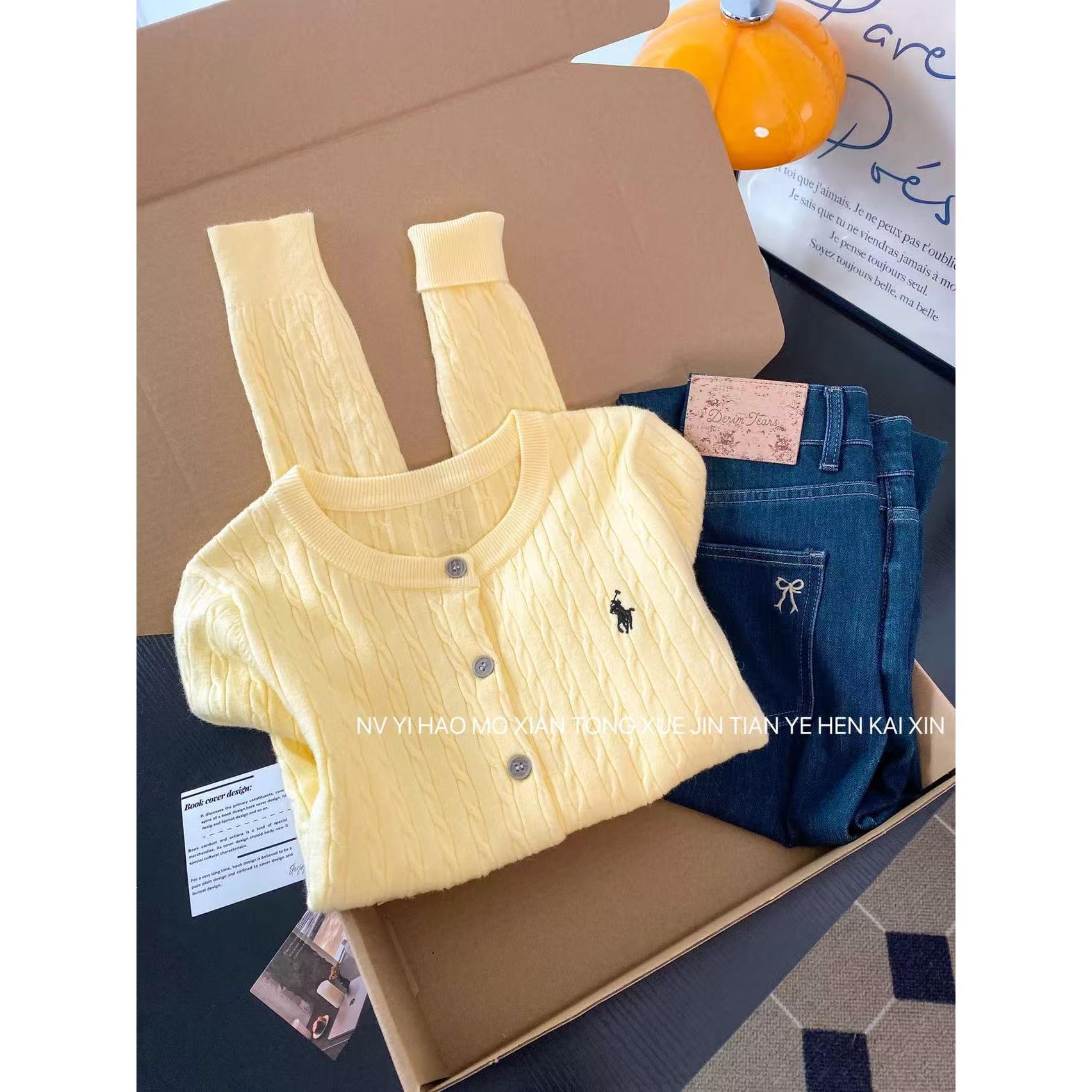 今年流行时尚针织开衫女秋冬穿搭高级感上衣洋气内搭短款打底毛衣