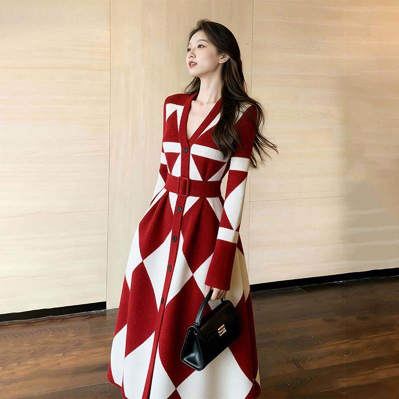 气质红色针织连衣裙女巨好看的冬装收腰高级感漂亮打底内搭长裙子,女装/女士精品,大码套装,淘宝优惠券,粉丝福利购,淘宝优惠卷