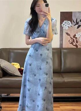 牛X货 巨炸裂！法式碎花V领短袖连衣裙女夏季显瘦收腰A字长裙蓝色