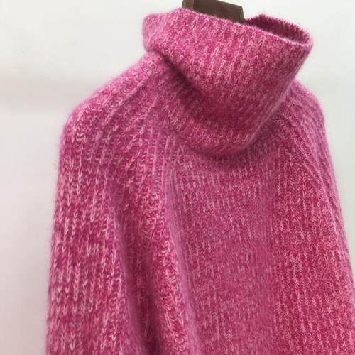 树莓粉色山羊绒高领毛衣女冬2024新款欧洲站高端浣熊绒针织衫上衣
