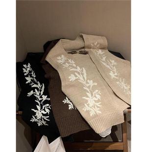 重工花朵刺绣V领针织马甲上衣开衫 早秋新品 旅游穿搭 CHAO级推荐