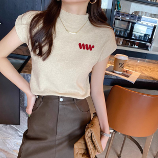 欧货半高领正肩短袖t恤衫女夏季设计感小众修身显瘦韩系chic上衣