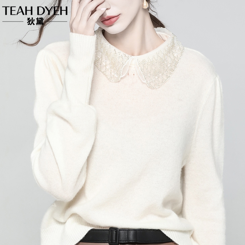 100%重工钉珠衬衣领灯笼袖针织衫