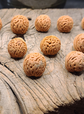 三易缘秒沉高密度正圆龙纹桃核光珠高端手串佛珠野生同树原料散籽