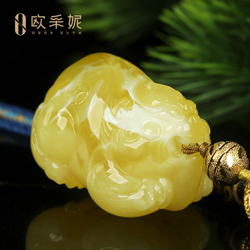 欧采妮蜜蜡吊坠【珍藏白妖花貔貅】天然琥珀白花蜡新满蜜俄料孤品