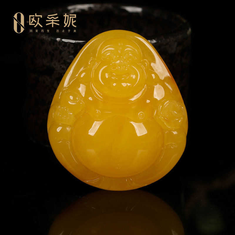 欧采妮鸡油黄蜜蜡笑佛吊坠