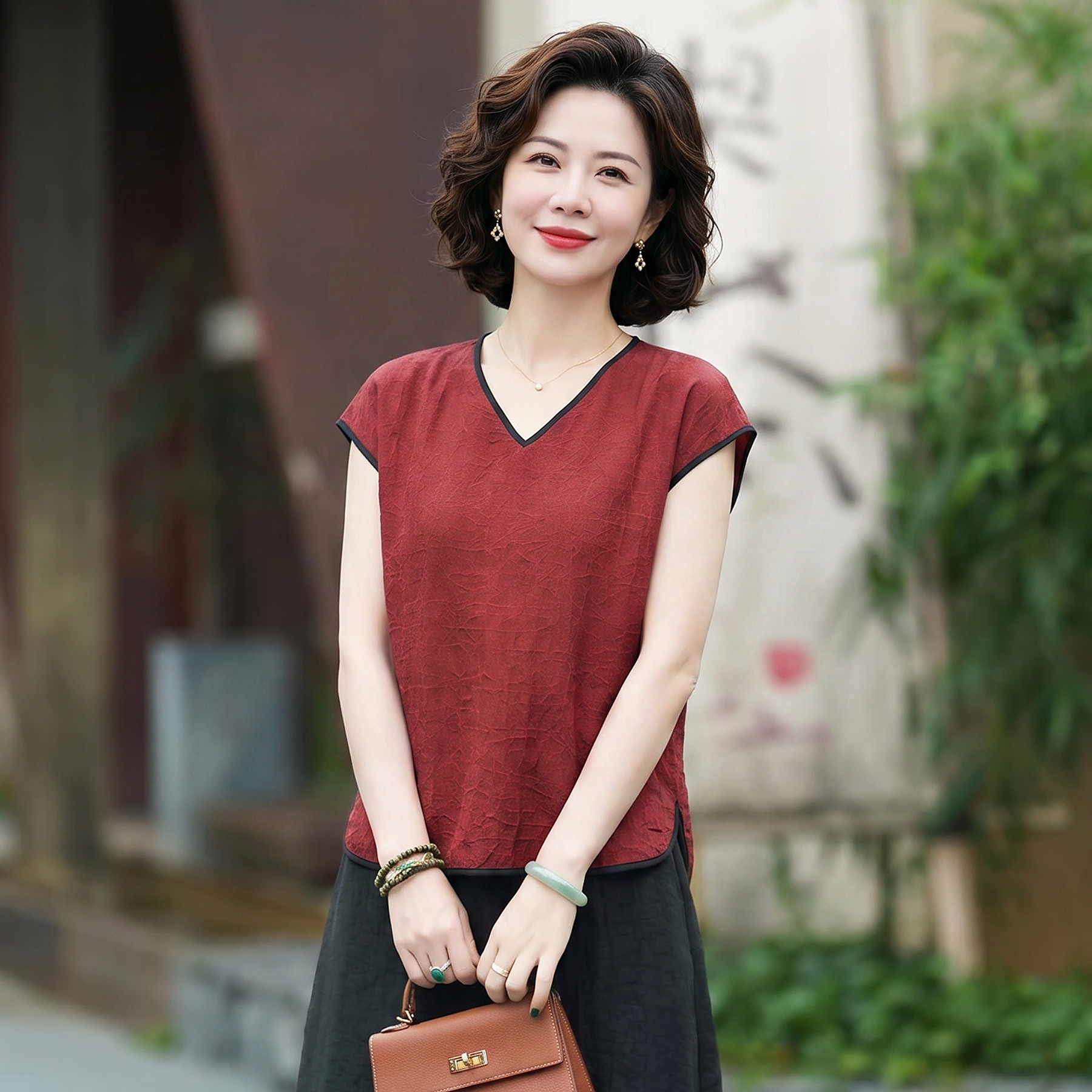 中年妈妈香云纱上衣V领红棕色宽松遮肉国风复古薄款透气百搭小衫
