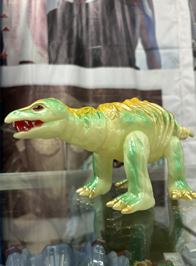 公牛社蓄光限定版，杰克奥特曼，化石恐龙斯苔贡，正版收藏