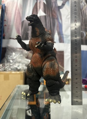 日版正版，超巨大平成红莲哥斯拉，软胶硬胶材质，脚底钢印，绝版