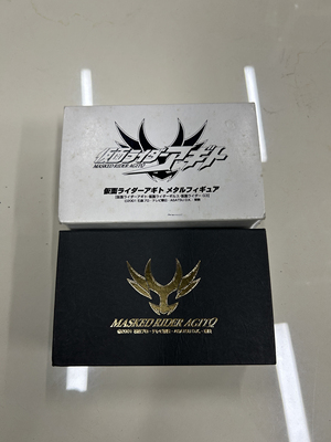 剧场限定，假面骑士agito合金人偶，有底座，正版收藏