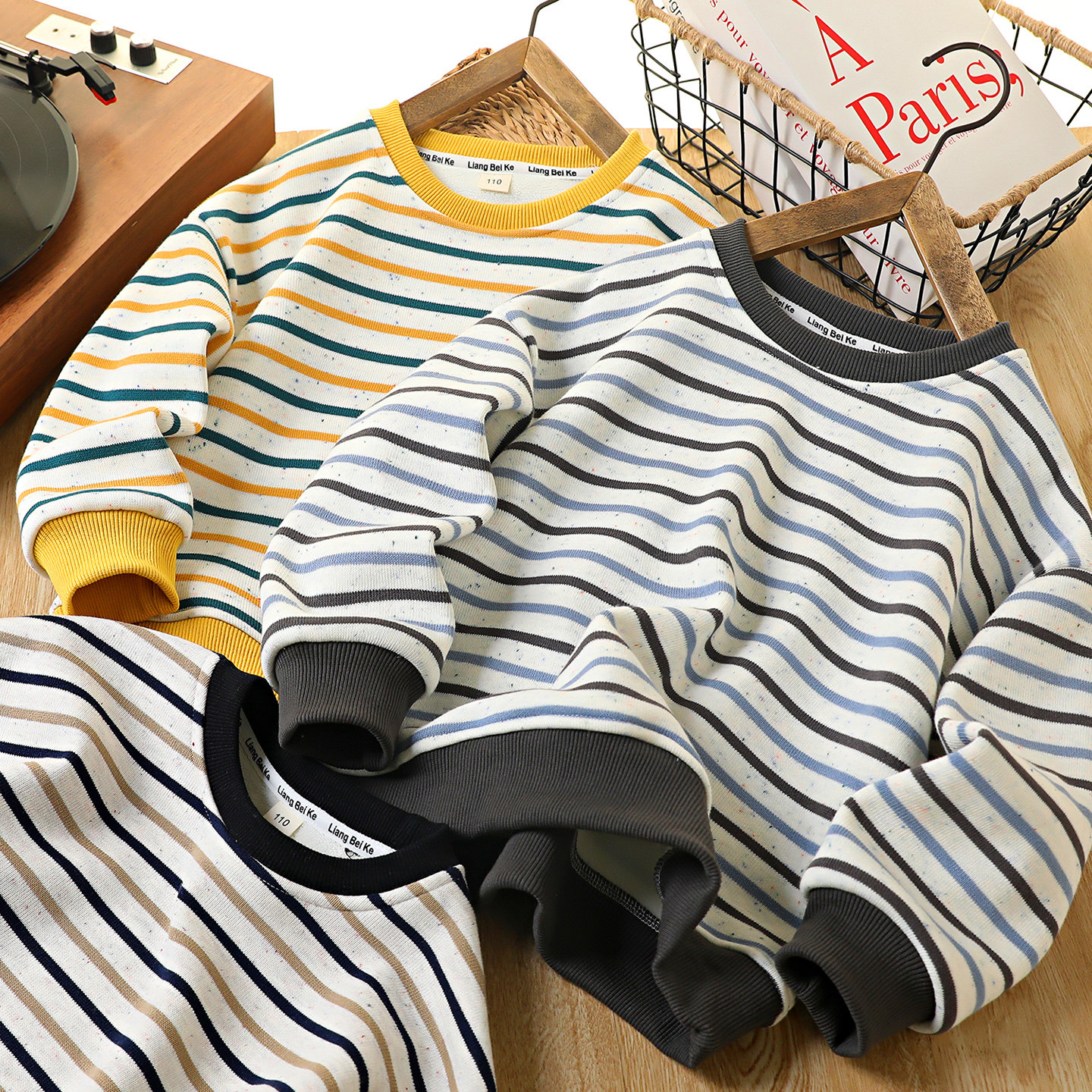 男童条纹加绒卫衣秋冬2025新款儿童圆领加厚长袖衫中大童时尚上衣