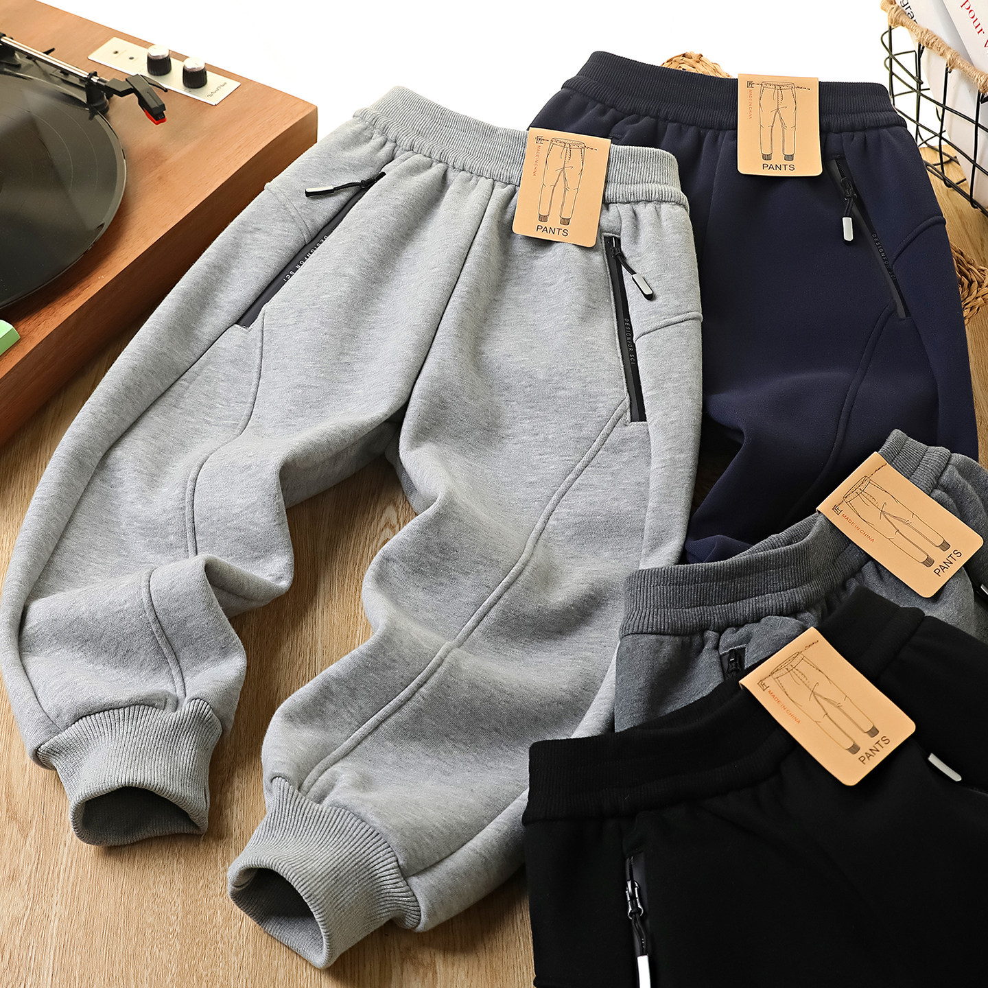 男童加绒裤子秋冬2025新款儿童防风加厚卫裤中大童休闲长裤运动裤