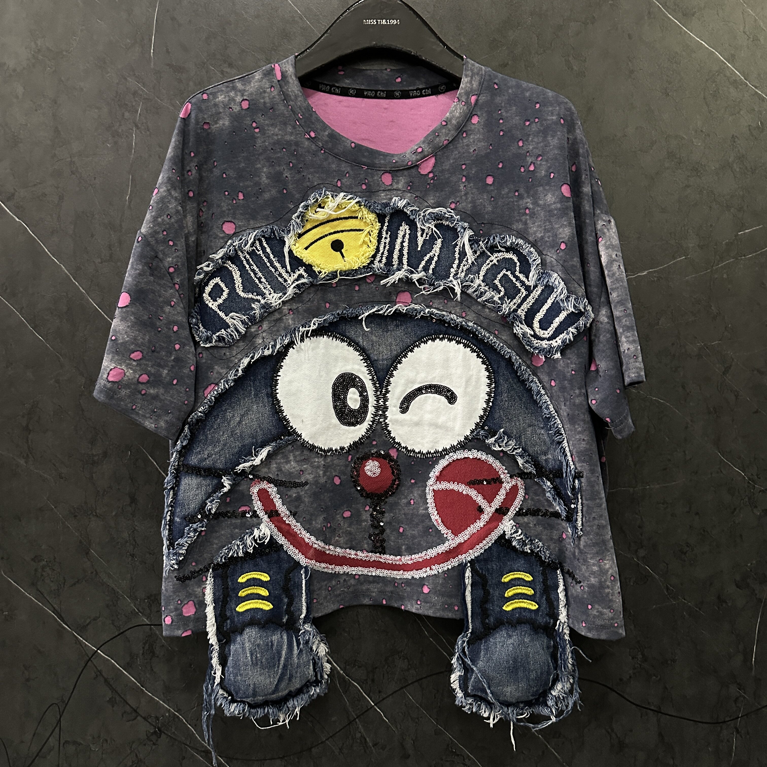 夏季新款破洞设计贴布机器猫卡通短袖T恤女宽松休闲小个子上衣潮