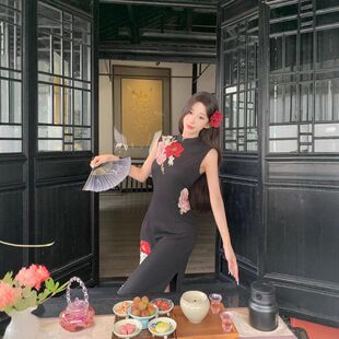 小趴菜同款黑色旗袍高端大气新款绝美国风绣花连衣裙新中式收腰夏
