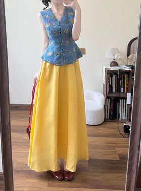 拾47现货两件套复古花朵刺绣v领马甲女夏季黄色高腰半身裙套装新