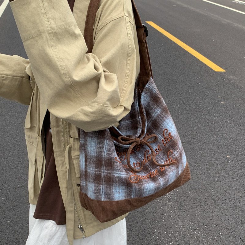 韩系蓝棕格纹大容量托特包包女复古毛呢通勤包潮时尚双面背斜挎包,箱包皮具/热销女包/男包,通用款女包,淘宝优惠券,粉丝福利购,淘宝优惠卷