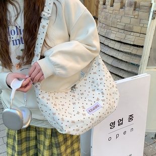 日系ins风灯芯绒少女包包 秋冬复古饺子包百搭学生通勤单肩斜挎包