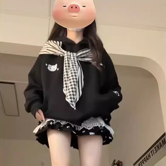 美式大领巾围巾刺绣连帽卫衣女2025新款ootd元气少女穿搭可爱上衣