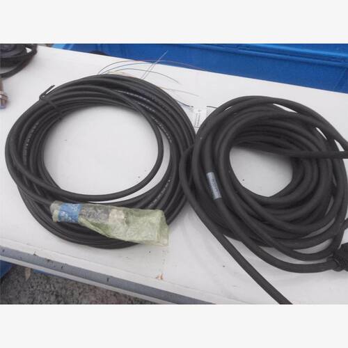 基恩士电源线957KM002，成色见图。有 产品，购买前请联系