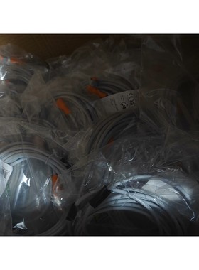 德国IFM易福门全新原装M12公母头EVW034五米弯插耐焊