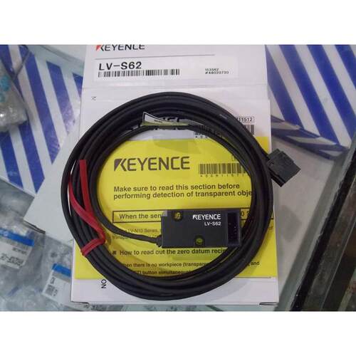 【汇盈传感器】KEYENCE基恩士传感器 LV-S62 实物图片