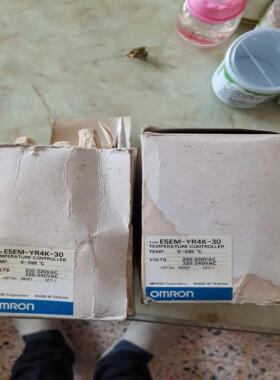 正品E5EM-YR4K-30温度控制器尾货库存包装盒破损